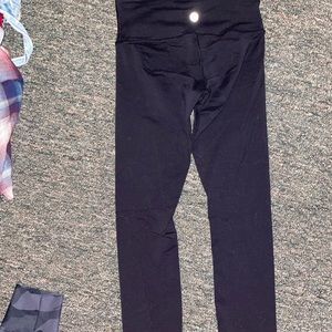Lulu lemon black leggings.